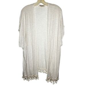 Coco's Clozet Cover-Up‎